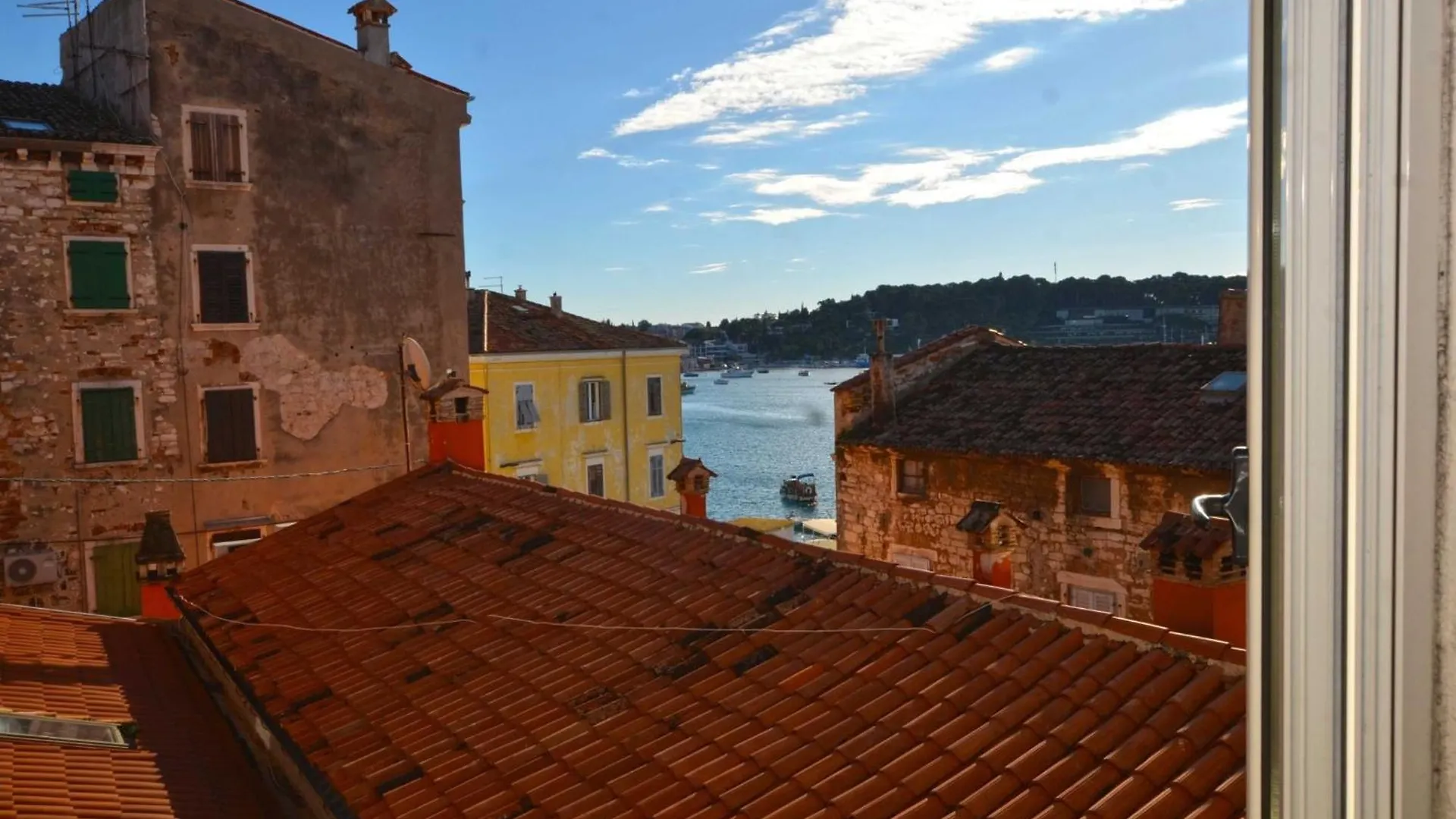 Classy And Modern Old Town Quarter Apartment Rovinj