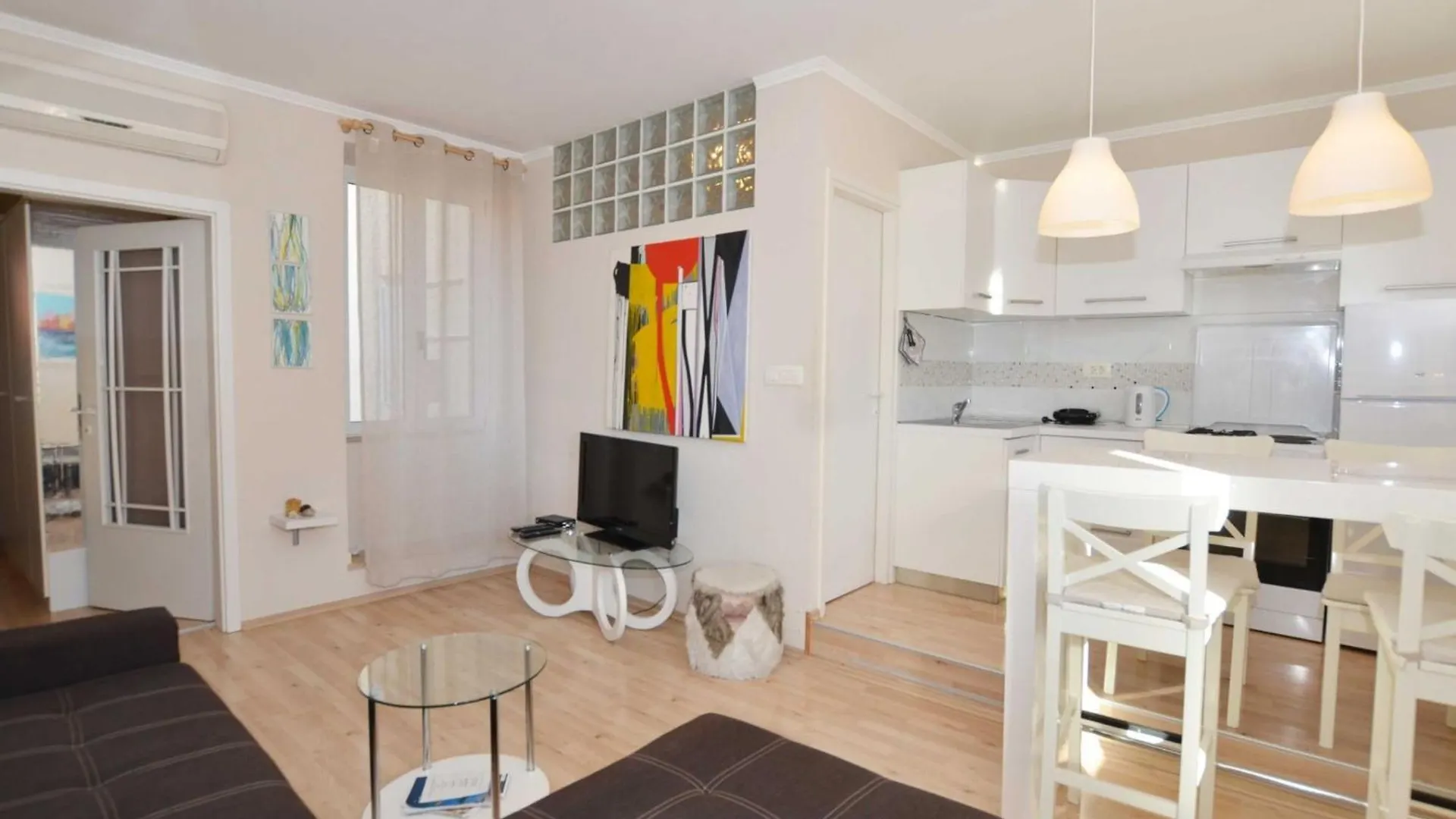 Classy And Modern Old Town Quarter Apartment Rovinj 0*,  Croatia