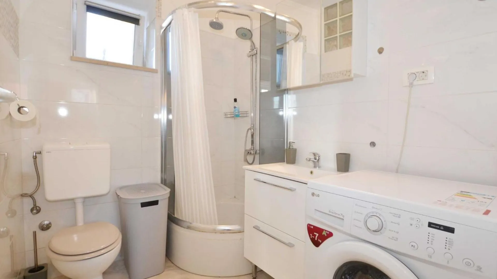 Classy And Modern Old Town Quarter Apartment Rovinj Croatia