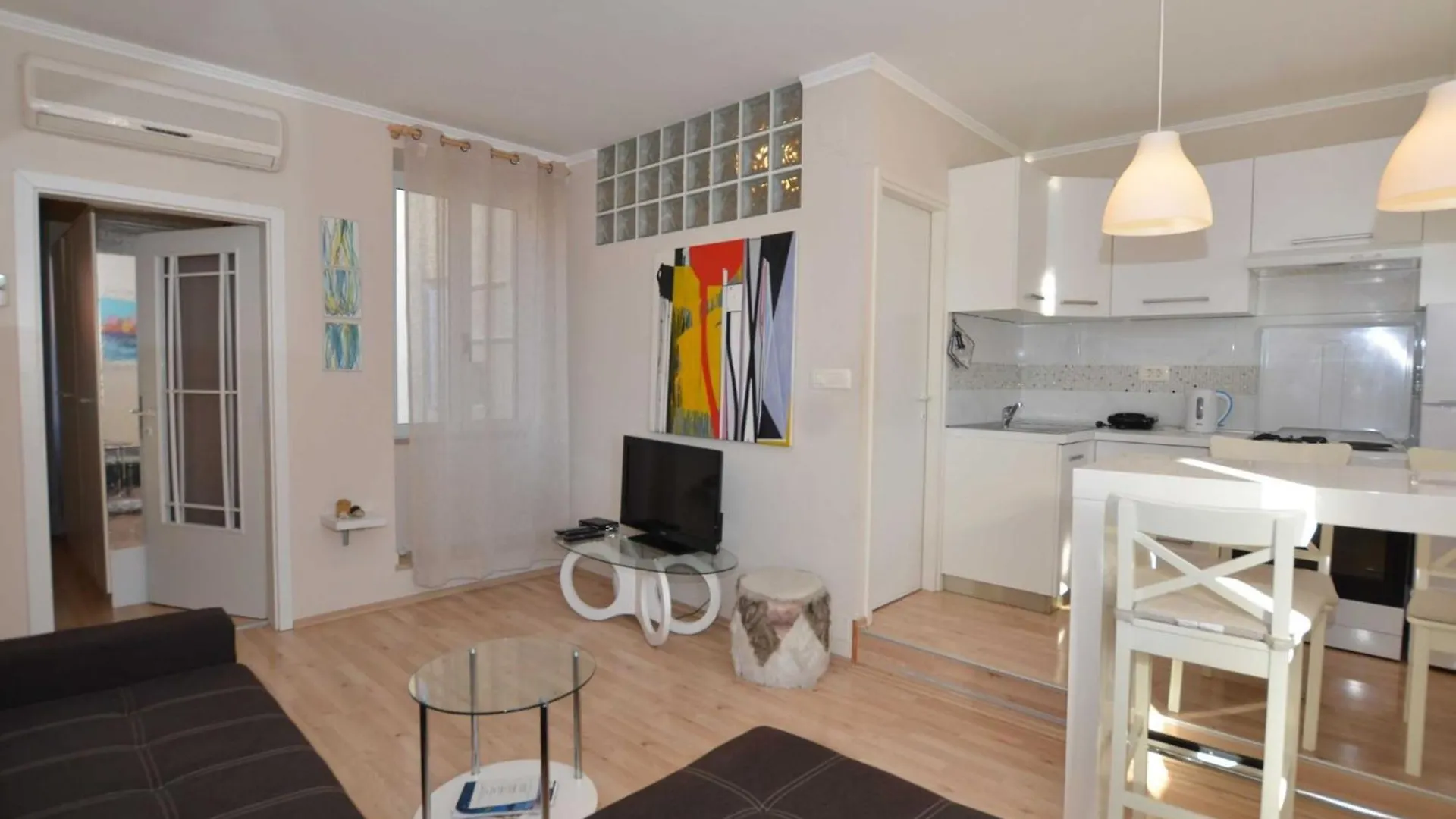 Classy And Modern Old Town Quarter Apartment Rovinj